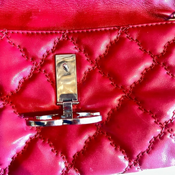 Chanel Burgundy Quilted Shoulder Bag - Picture 6 of 16